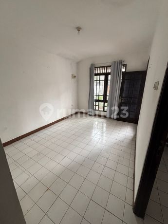 Hot Sale Rumah di Bintaro Jaya SHM Siap Huni Hot Sale Rumah di Bintaro Jaya SHM Siap Huni