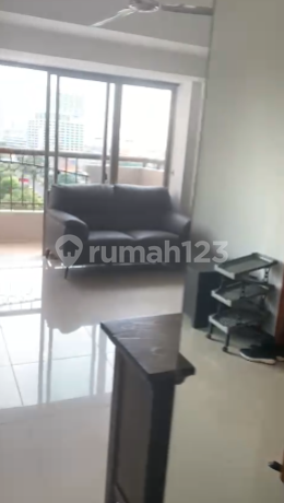 Apartemen Waterplace Selangkah ke Pakuwon Mall Ptc, Dekat Spazio Office Tower