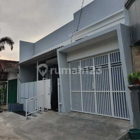Rumah Modern Dekat Kampus Stan Komplek Pondok Safari Indah Pondok Aren Tangsel