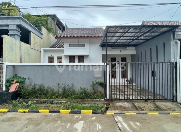 Selling Nice House Mahkota Simprug Peninggilan Ciledug Tangerang