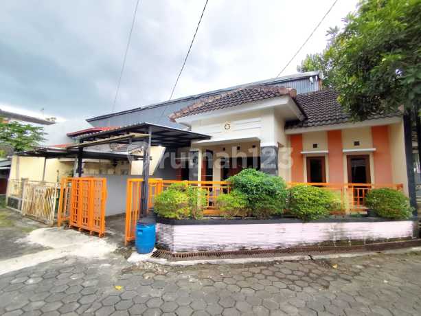 Rumah Tinggal di Perum Balecatur Permai, Gamping, Sleman