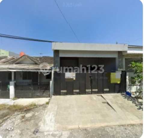 Beautiful House in Plamongan, Pedurungan, Semarang