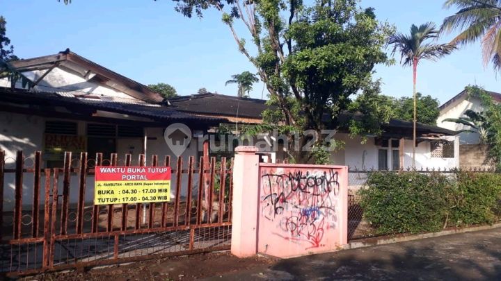 Tanah Bonus Rumah Tua Di Komplek Arco Sawangan Tanah Bonus Rumah Tua Di Komplek Arco Sawangan