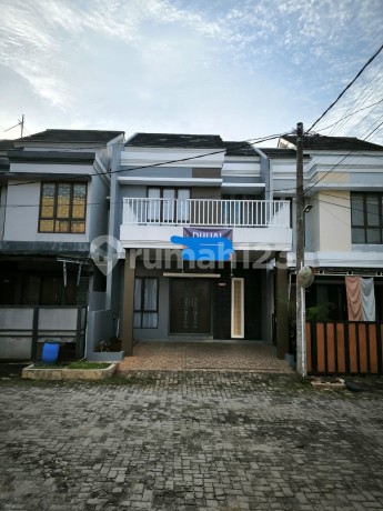 Rumah 2 Lantai Pamulang Park Residence