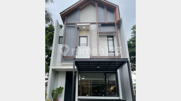 Dijual Rumah 2 Lantai Strategis di Cluster Yuthica Bsd City, Tangerang Selatan Dijual Rumah 2 Lantai Strategis di Cluster Yuthica Bsd City, Tangerang Selatan