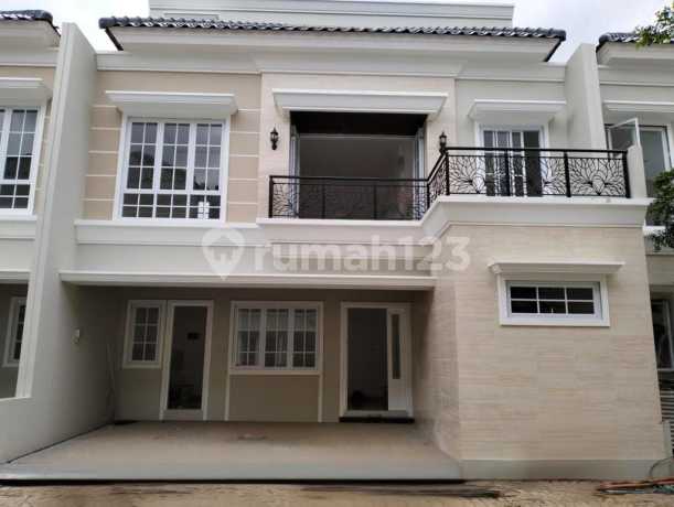 Ready to Occupy Townhouse The South Cinere Residence Ready to Occupy Townhouse The South Cinere Residence