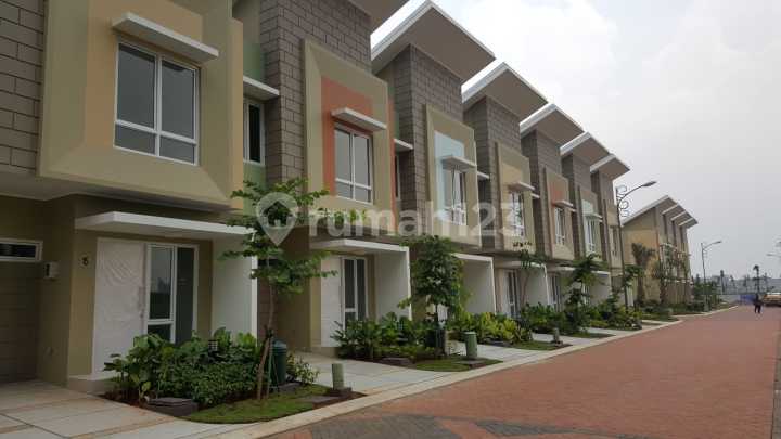 Rumah 6X8 View Danau dan Taman Arcadia Village Gading Serpong