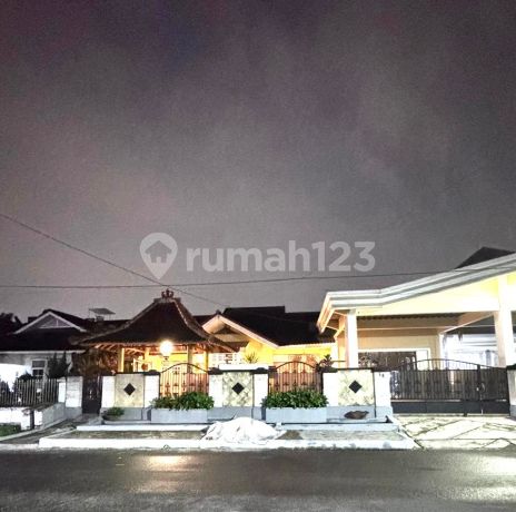 Rumah Bagus Di Wisma Cakra Depok Siap Huni Ada Lahan Luas Rumah Bagus Di Wisma Cakra Depok Siap Huni Ada Lahan Luas