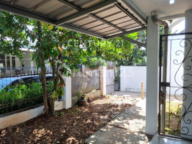 Rumah Posisi Hoek Villa Inti Persada, Pamulang, Tangerang Selatan Rumah Posisi Hoek Villa Inti Persada, Pamulang, Tangerang Selatan