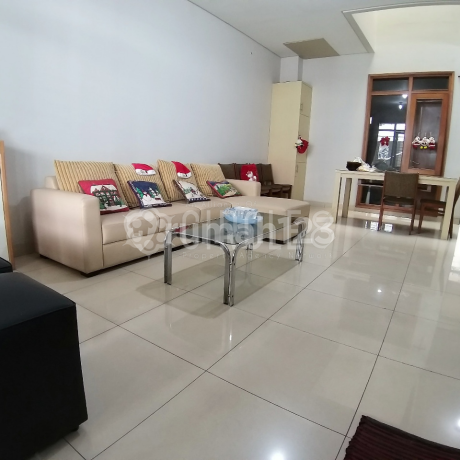 Dijual Rumah 2 Lantai Lokasi Dekat Tol di Istana Pasteur Regency Dijual Rumah 2 Lantai Lokasi Dekat Tol di Istana Pasteur Regency