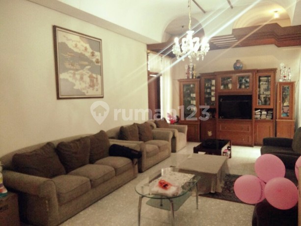 Dijual Rumah Mewah di Sukahaji Baru Bandung