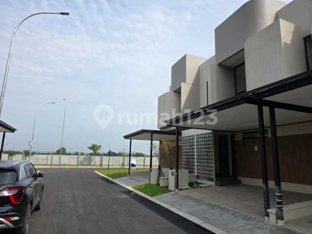 Jual Rumah Suvarna Sutera