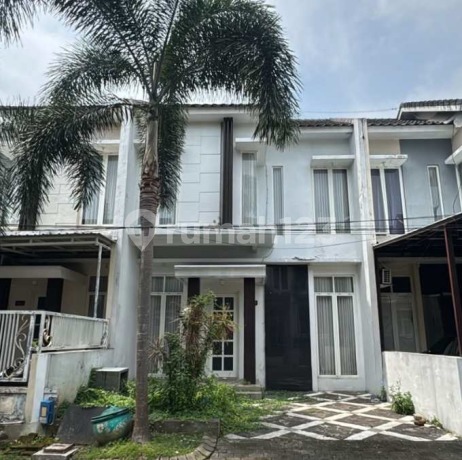 Rumah Murah Bagus Dekat dengan Statsiun Blimbing Malang