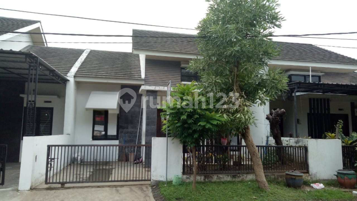 Dijual Rumah Murah dan Bagus di Bumi Papan Selaras - Sda (008) Dijual Rumah Murah dan Bagus di Bumi Papan Selaras - Sda (008)