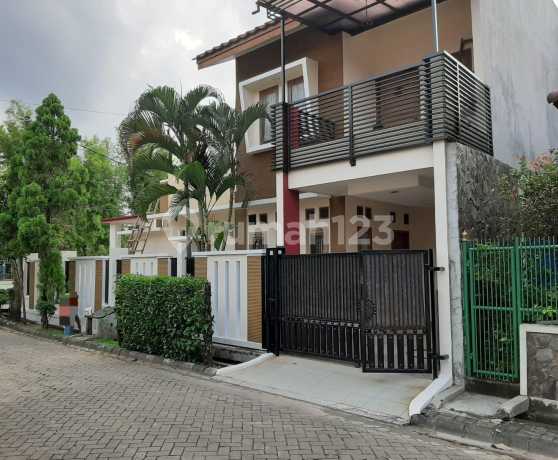 [ For Sale ] Turun Harga!!! Rumah Hoek Griya Bintara Indah Luas 180 Selangkah Ke Stasiun Cakung Kpr Dibantu Tuntasbintara, Bekasi
