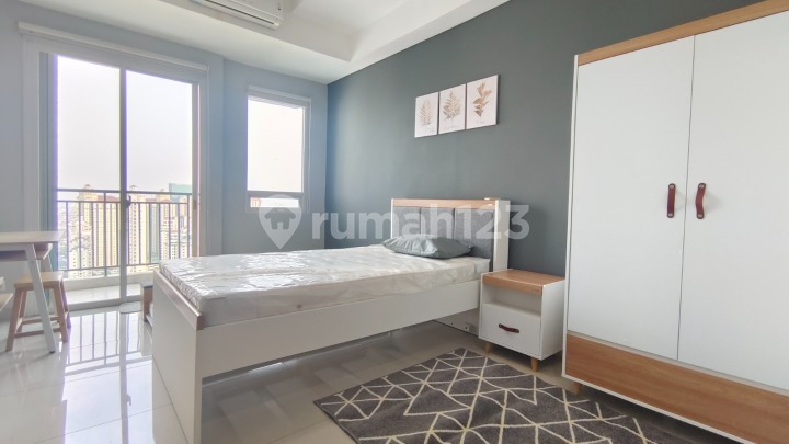 Termurah Apartemen Springhill Studio Full Furnish Barang Baru Langsung Huni
