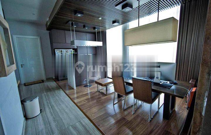 APARTEMENT VIA AND VUE CIPUTRA WORLD SURABAYA FULL FURNISHED MEWAH NYAMAN