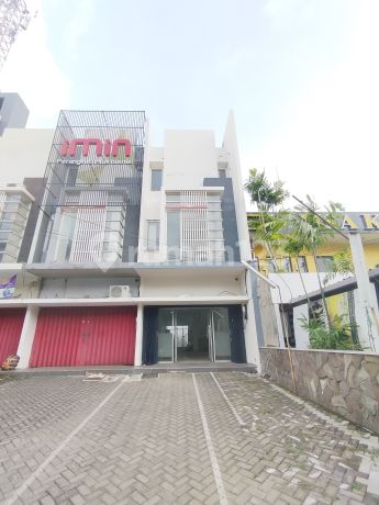 For sale/lease Shophouse Jemursari Main Road Certificate Ready@use For sale/lease Shophouse Jemursari Main Road Certificate Ready@use