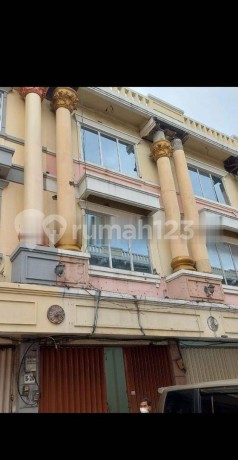 RUKO 3 LT DI GRAND FLOWER SURABAYA BAGUS UNTUK SEMUA USAHA RUKO 3 LT DI GRAND FLOWER SURABAYA BAGUS UNTUK SEMUA USAHA