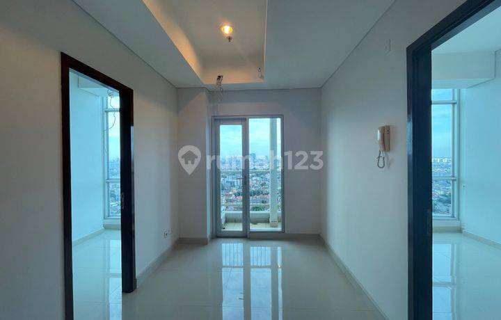 Jual Apartemen 2 Kamar Tidur Unfurnished Capitol Park Residence Shm Murah Nego Strategis