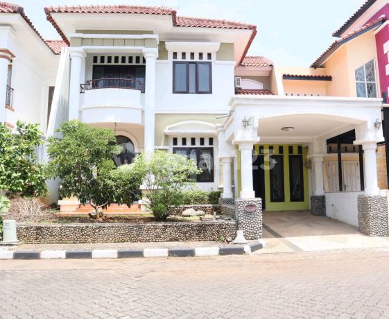 Rumah Cluster Lokasi Strategis Rumah Cluster Lokasi Strategis