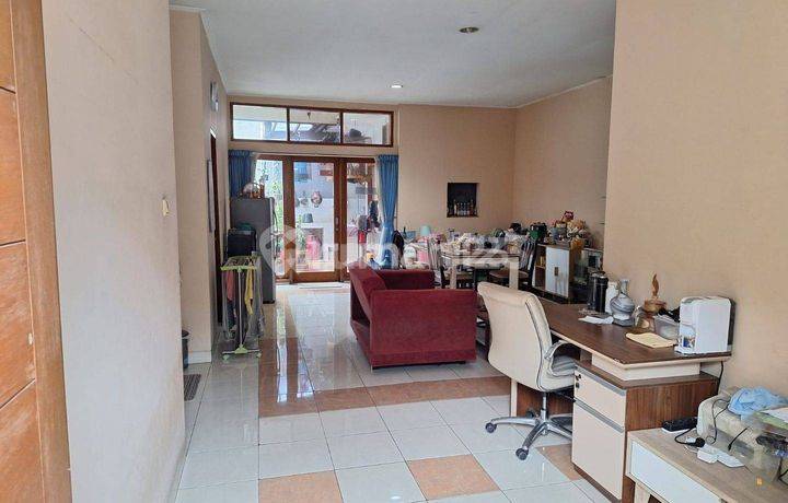 Rumah Nyaman Dengan Area Sejuk di PONDOK HIJAU