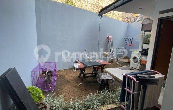 Rumah Dua Lantai di Perumahan CIWARUGA Geger Kalong