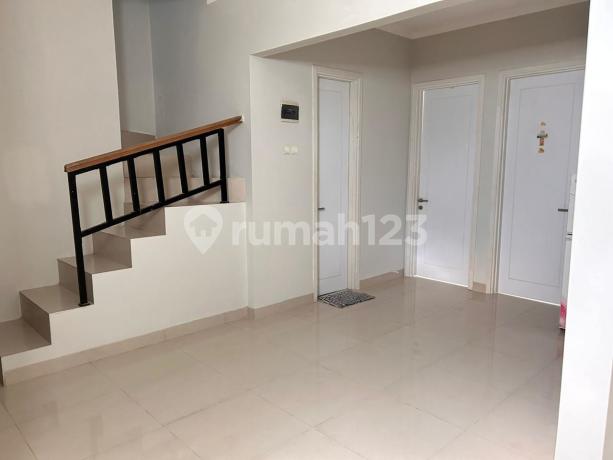 Siap Huni! Rumah Furnished Fortune Terrace Graha Raya Siap Huni! Rumah Furnished Fortune Terrace Graha Raya