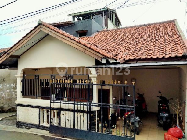 Rumah Termurah Siap Huni, Luas Dan Strategis Di Gandul, Cinere