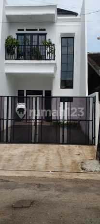 Rumah Baru 2 Lantai Siap Huni Di Megapolitan, Cinere, Kota Depok Rumah Baru 2 Lantai Siap Huni Di Megapolitan, Cinere, Kota Depok