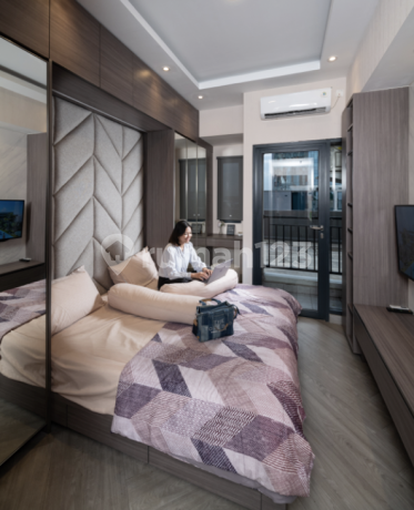 HOT PRODUCT!!!!!! APARTEMEN STUDIO DEPAN ESA UNGGUL