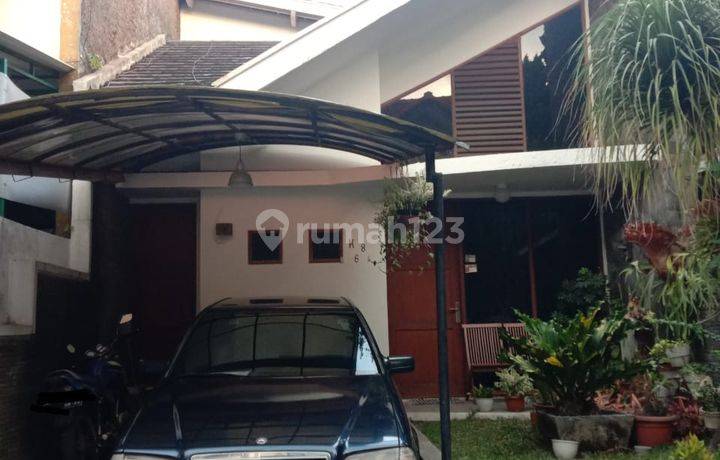 Dijual Rumah 2Lantai di SETRA DUTA CEMARA III