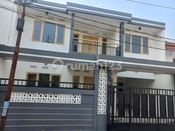 Rumah Baru 5 Menit Dari Tol Kopo 2 Lantai Rumah SHM Bagus di Komplek Nata Endah Kopo, Nataendah 3 Bl G 3 Bl G, Sayati, Margahayu, Bandung, Jawa Barat, Indonesia, 40228, Kopo Rumah Baru 5 Menit Dari Tol Kopo 2 Lantai Rumah SHM Bagus di Komplek Nata Endah Kopo, Nataendah 3 Bl G 3 Bl G, Sayati, Margahayu, Bandung, Jawa Barat, Indonesia, 40228, Kopo