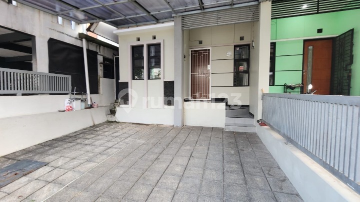 Dijual Rumah di Sayap Gegerkalong, Griya Amanda Sariwangi, Bandung Dijual Rumah di Sayap Gegerkalong, Griya Amanda Sariwangi, Bandung
