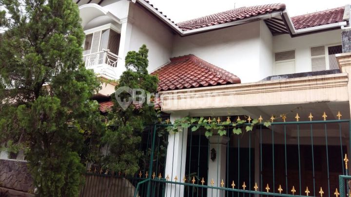 A spacious and serene 2-story house in Puri Hapsara Bogor
