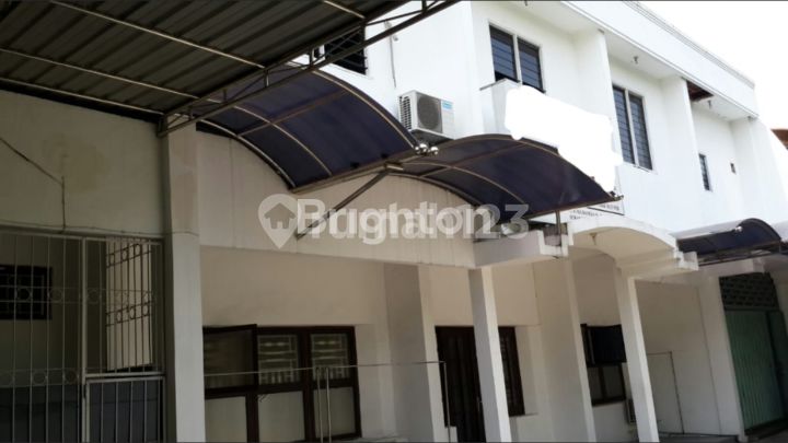 *D I J U A L Rumah Taman Kusuma Bangsa Pusat Kota Surabaya*