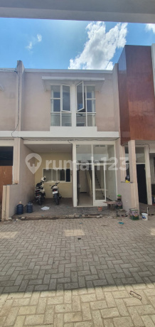 Rumah Murah 2 Lantai Di Kutisari Selatan 