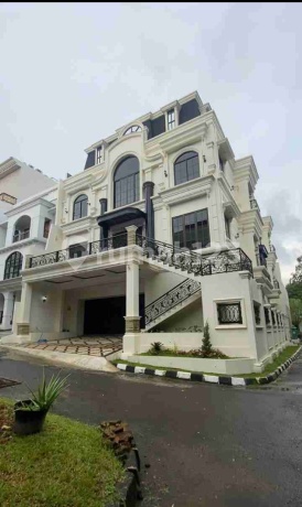 Dijual Rumah Mewah di Cipete Private Lift dan Pool Dijual Rumah Mewah di Cipete Private Lift dan Pool