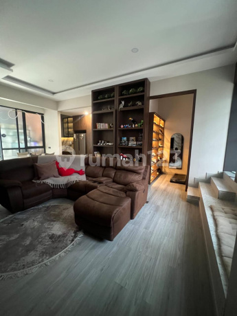 Dijual Rumah Mewah Hoek Furnished Greenwich Park [7X16]