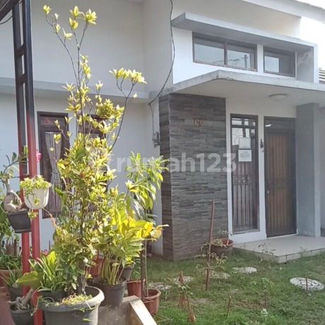 Rumah Minimalis Modern Berlokasi di Bumi Panyileukan Regency Rumah Minimalis Modern Berlokasi di Bumi Panyileukan Regency