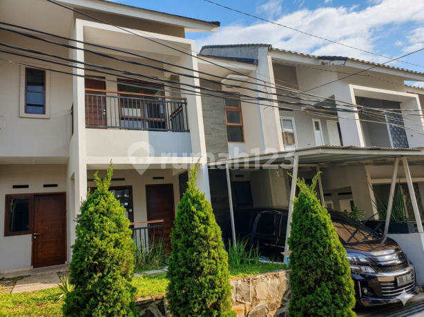 Rumah Minimalis Modern, Fully Furnished di Sayana Terrace House. Rumah Minimalis Modern, Fully Furnished di Sayana Terrace House.