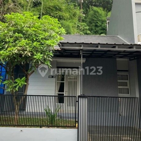 Rumah Modern Minimalis di Komplek Sunrise Hill, Sindanglaya. Rumah Modern Minimalis di Komplek Sunrise Hill, Sindanglaya.