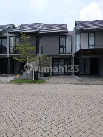 Unit Ready di Central Park Juanda 2 Lantai Lebar 5 Minim 3 Kamar Siap Pakai Unit Ready di Central Park Juanda 2 Lantai Lebar 5 Minim 3 Kamar Siap Pakai