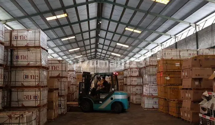 Gudang Luas 3700m²: Pergudangan Surimulya, Nol Jalan Kembar, Bebas Banjir, SHM! Gudang Luas 3700m²: Pergudangan Surimulya, Nol Jalan Kembar, Bebas Banjir, SHM!