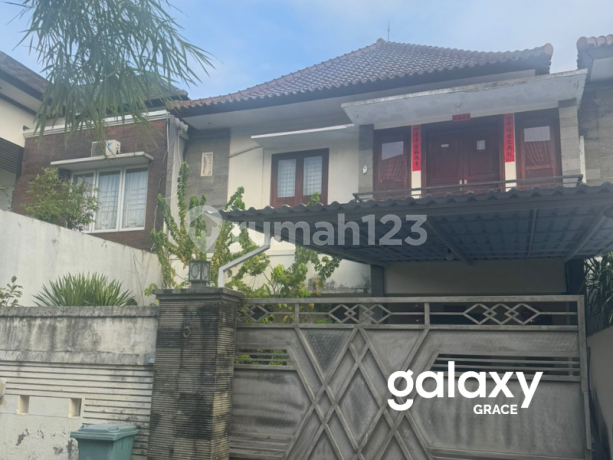 DIJUAL RUMAH BAGUS DI ISTANA FAMILY SESETAN DENPASAR - BALI 