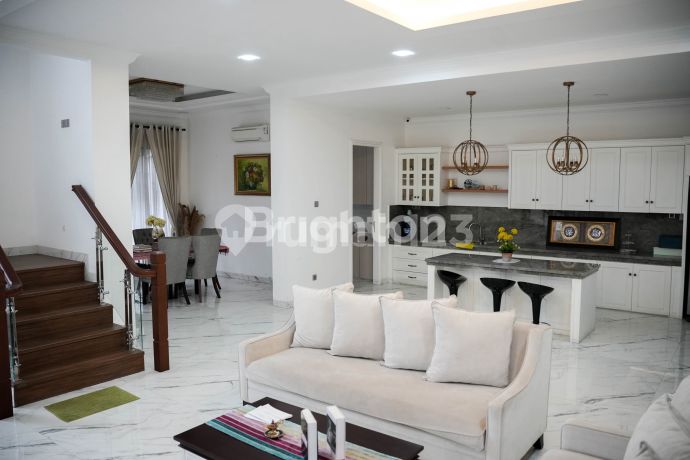 VILLA MEWAH FULL FURNISHED  GAPERTA UJUNG (KOMPLEK GIVENCY ONE)