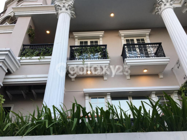 Dijual / Disewakan Apartemen 2 Lantai The Riviera Mansion, Surabaya Barat