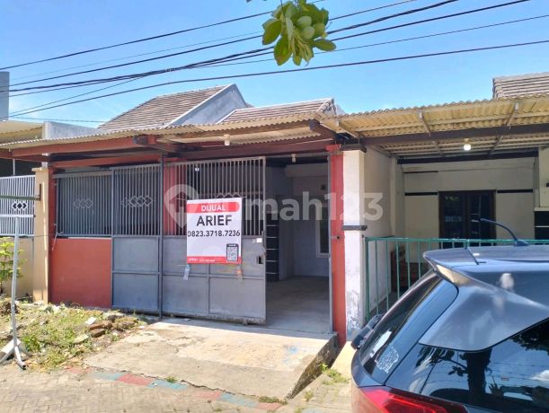 House in the Perum TAS 3 Wonoayu cluster, strategic location.