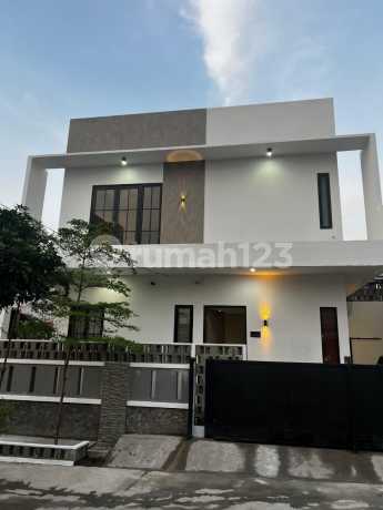 Dijual Rumah Modern Posisi Hook Griya Karawaci Tangerang