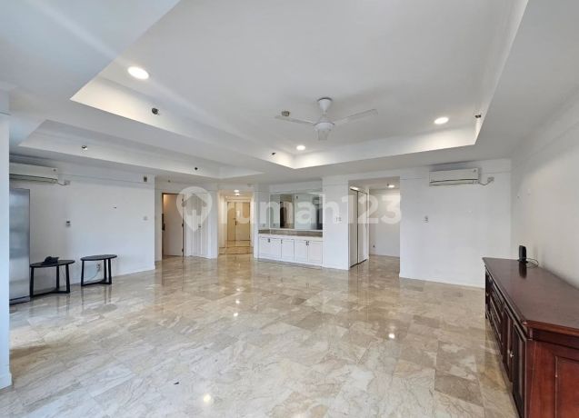 GOLFHILL TERRACE 3BR LOW FLOOR 